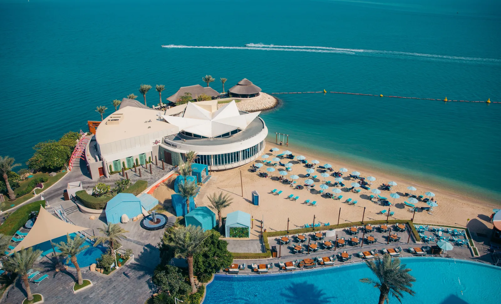 Hilton Doha Beach